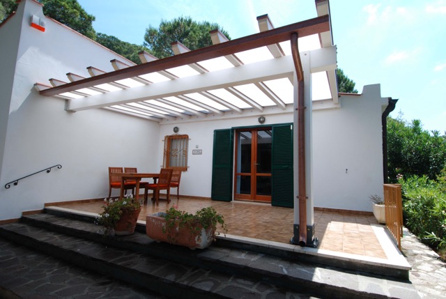 pergola in legno fronte mare isola d'elba - clp302 pergola in legno fronte mare isola d'elba - clp302